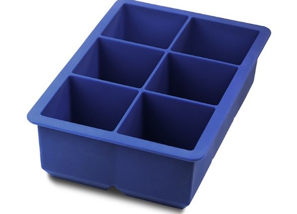 tovolo-king-cube-ice-tray