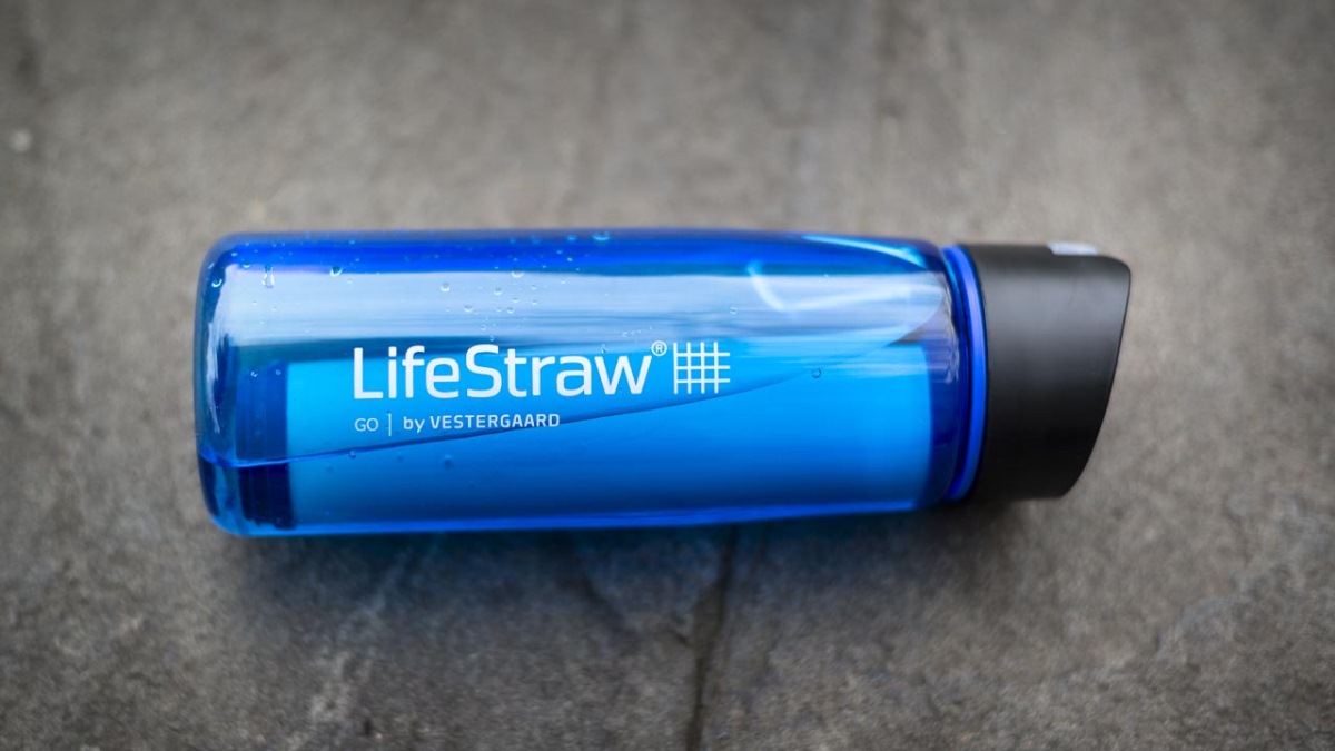 Essential Survival Tools - LifeStraw Go Water Bottle and Filter -  NaturalSociety Shop