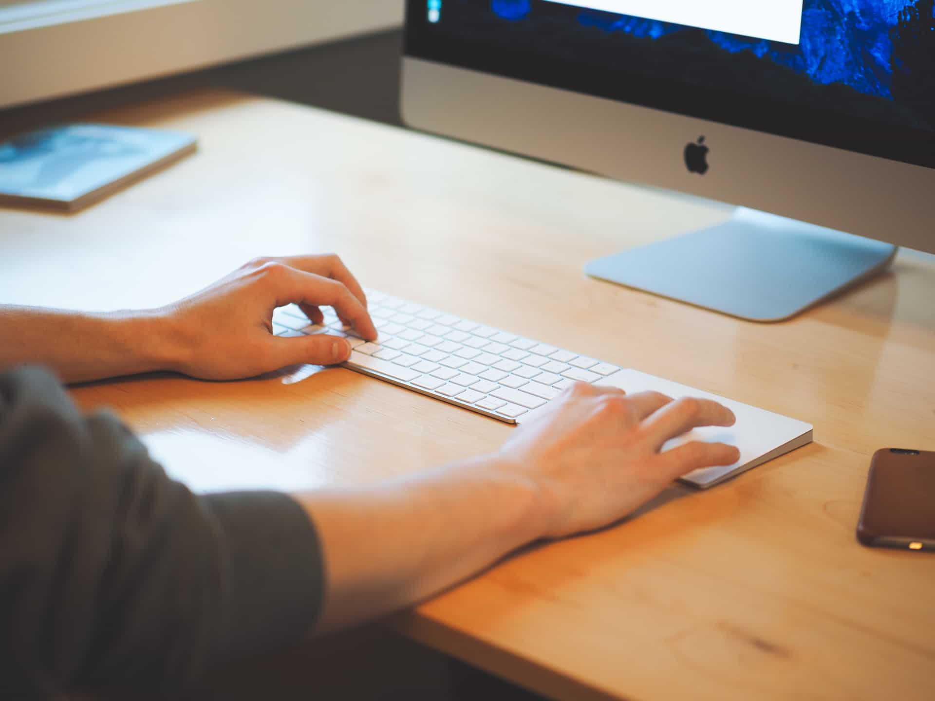 Apple Magic Keyboard and Trackpad 2