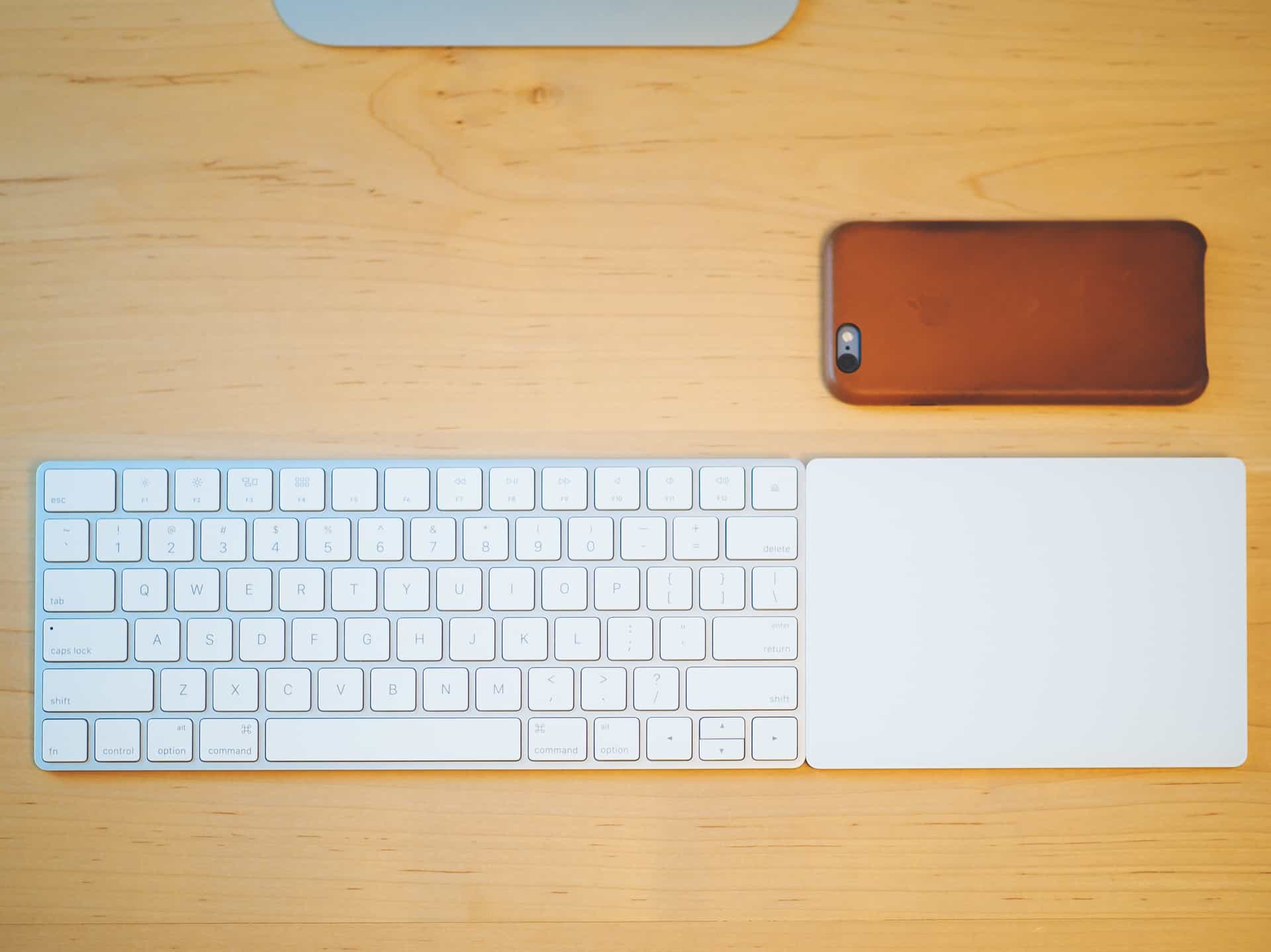 Magic keyboard + Magic Trackpad2