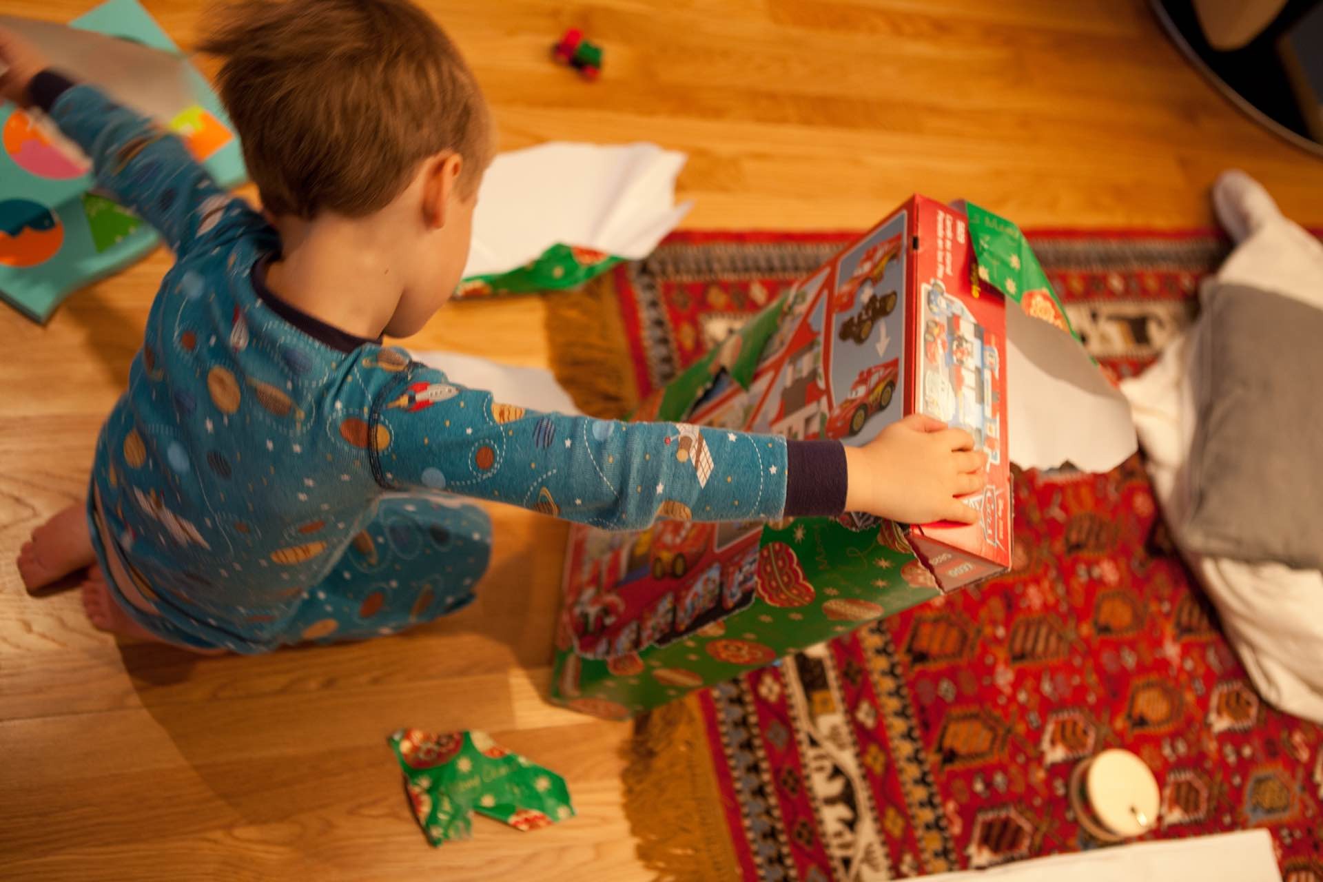 great-toys-gifts-for-kids-2015-hero-lars-plougmann