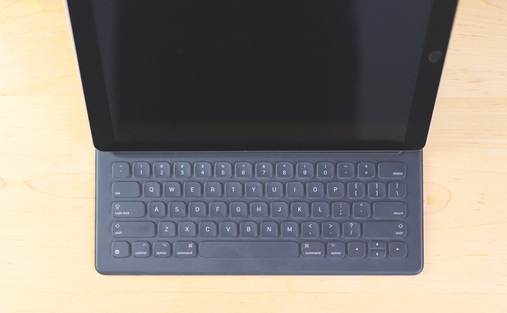 Apple Pencil and Smart Keyboard
