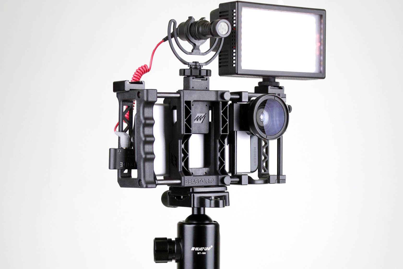 beastgrip-pro-camera-rig-system-for-iphone-2