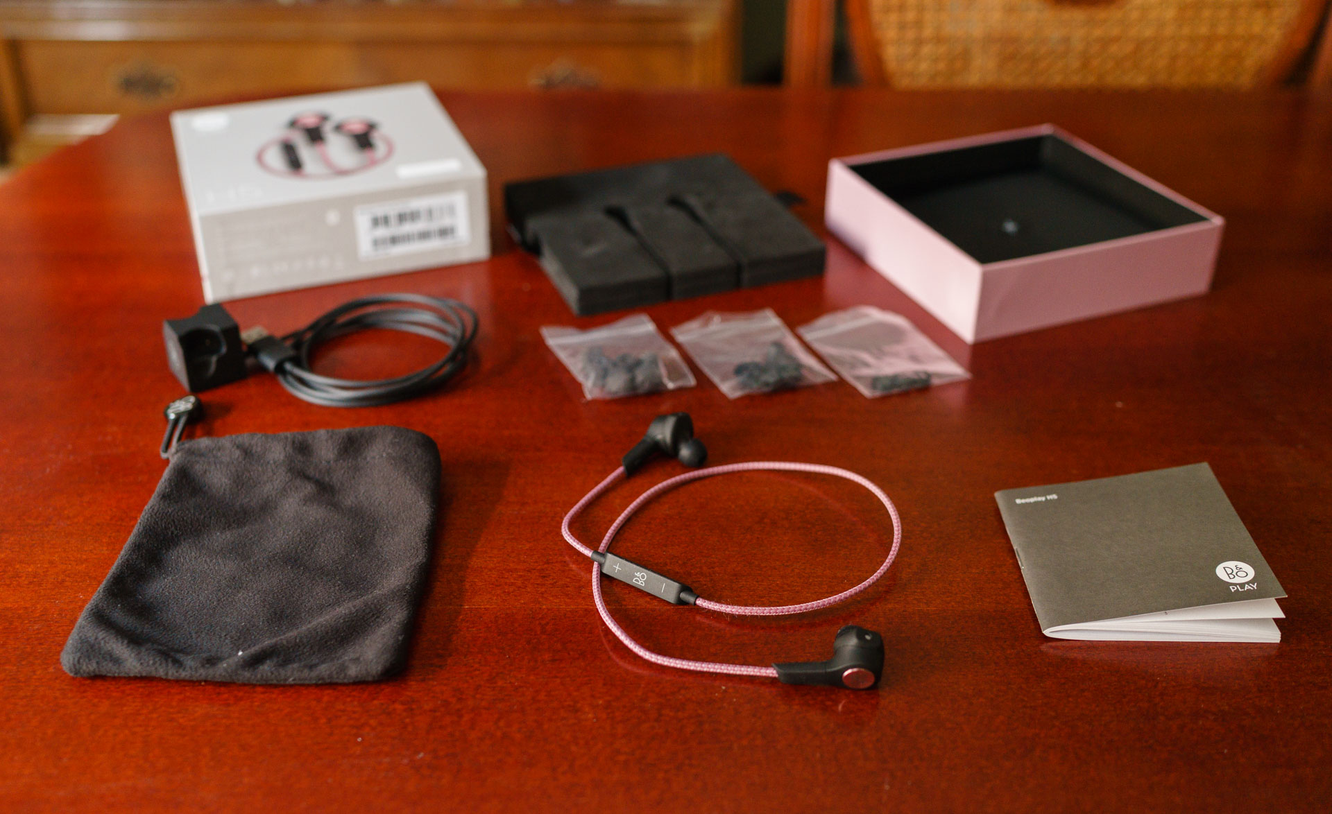 A Review of the B&O PLAY Beoplay H5 Wireless Earphones — Tools and Toys