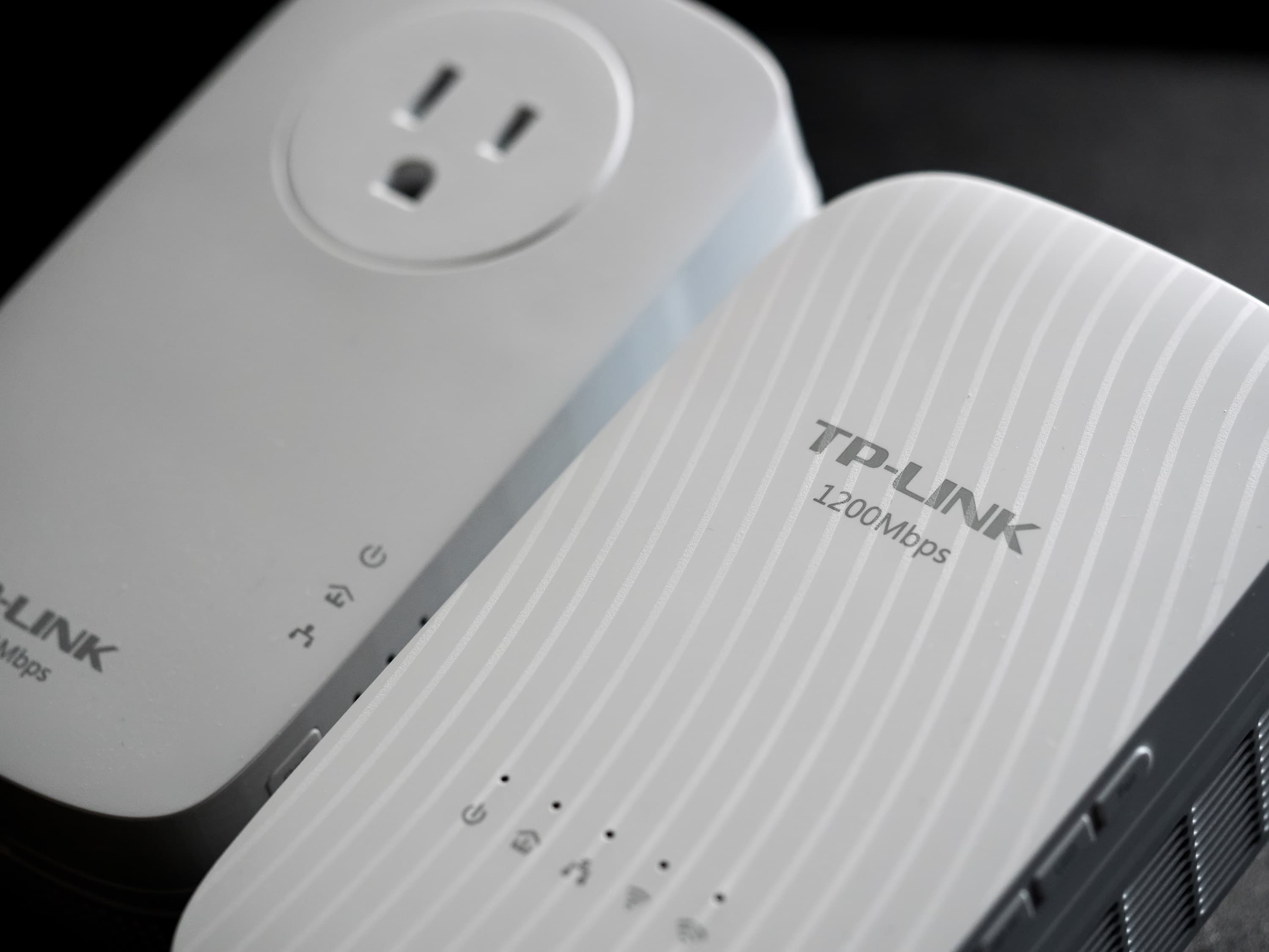 A Review of the TP-Link AV1200 Gigabit Powerline AC Kit — Tools and Toys