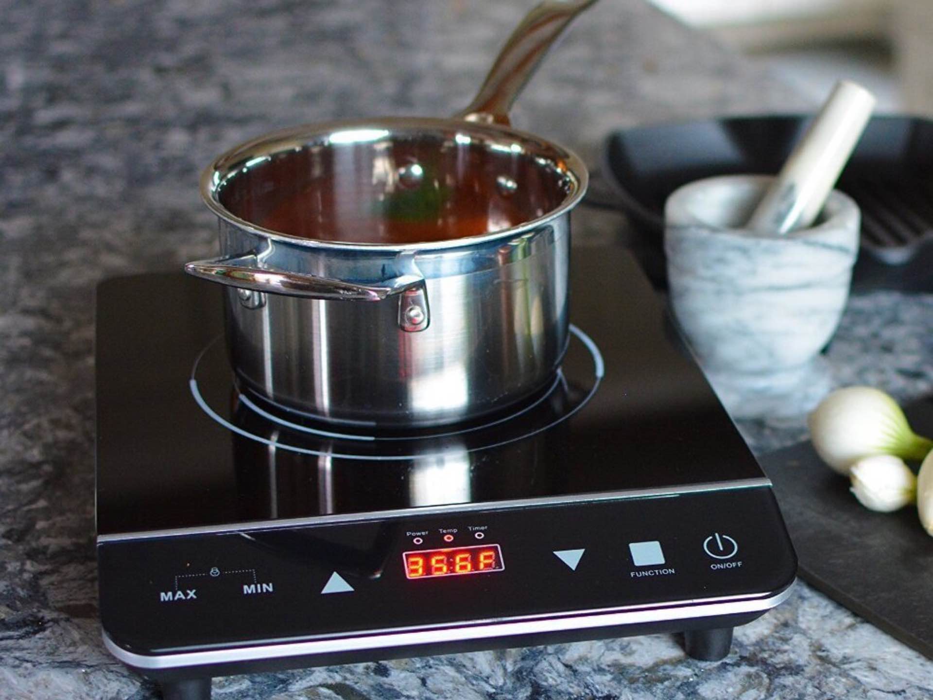  Portable Induction Cooktop Include 6 Quarts Cooking