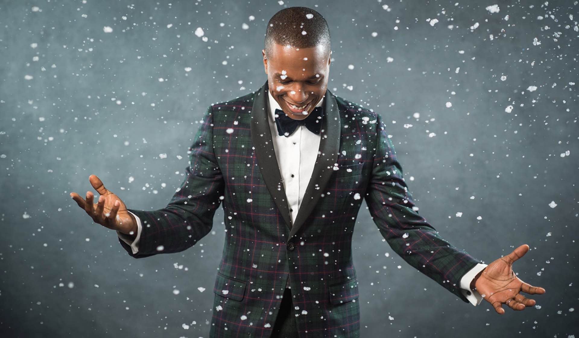 "Simply Christmas" (Deluxe Edition) by Leslie Odom Jr. — Tools and Toys