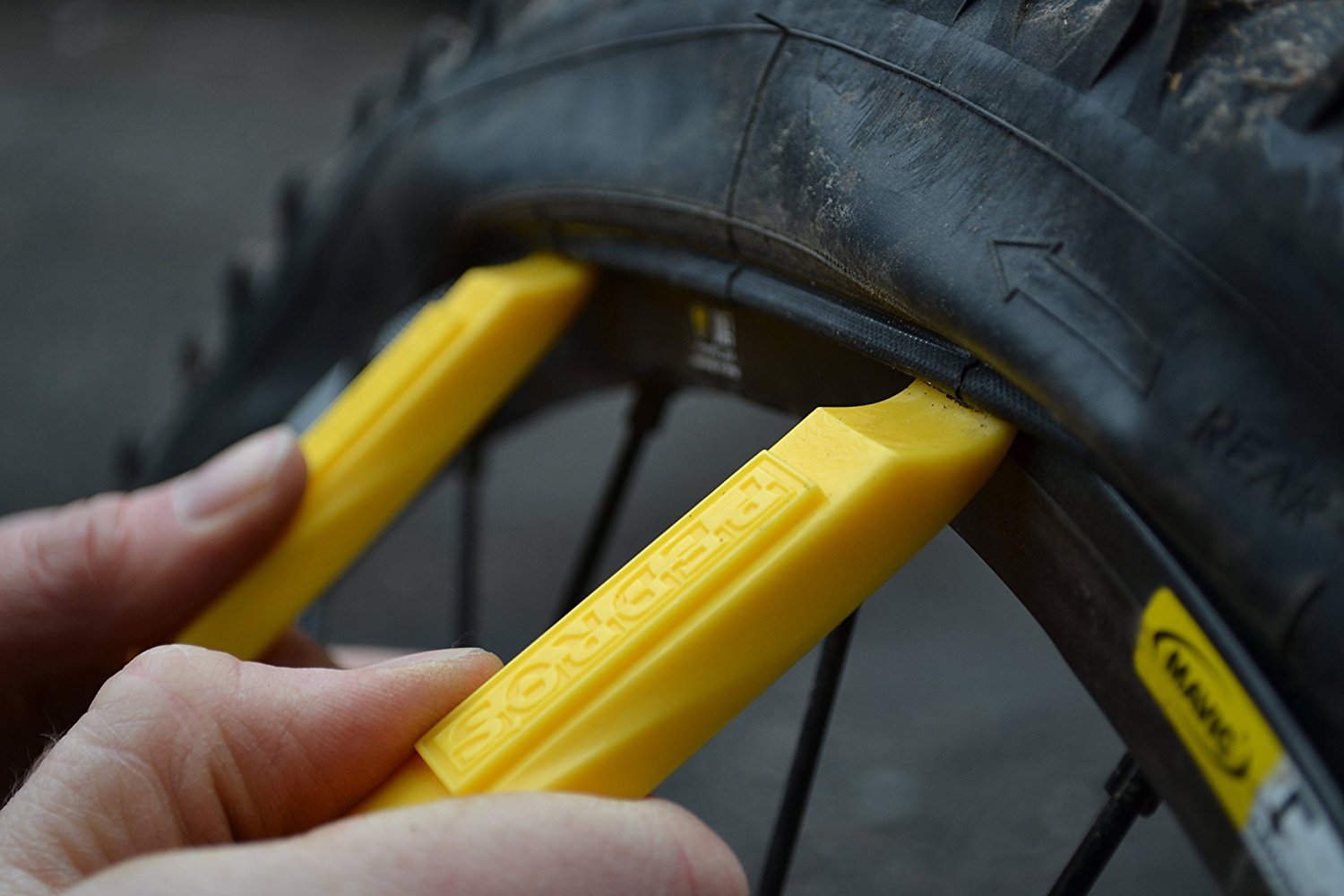 pedro's tire levers how to use