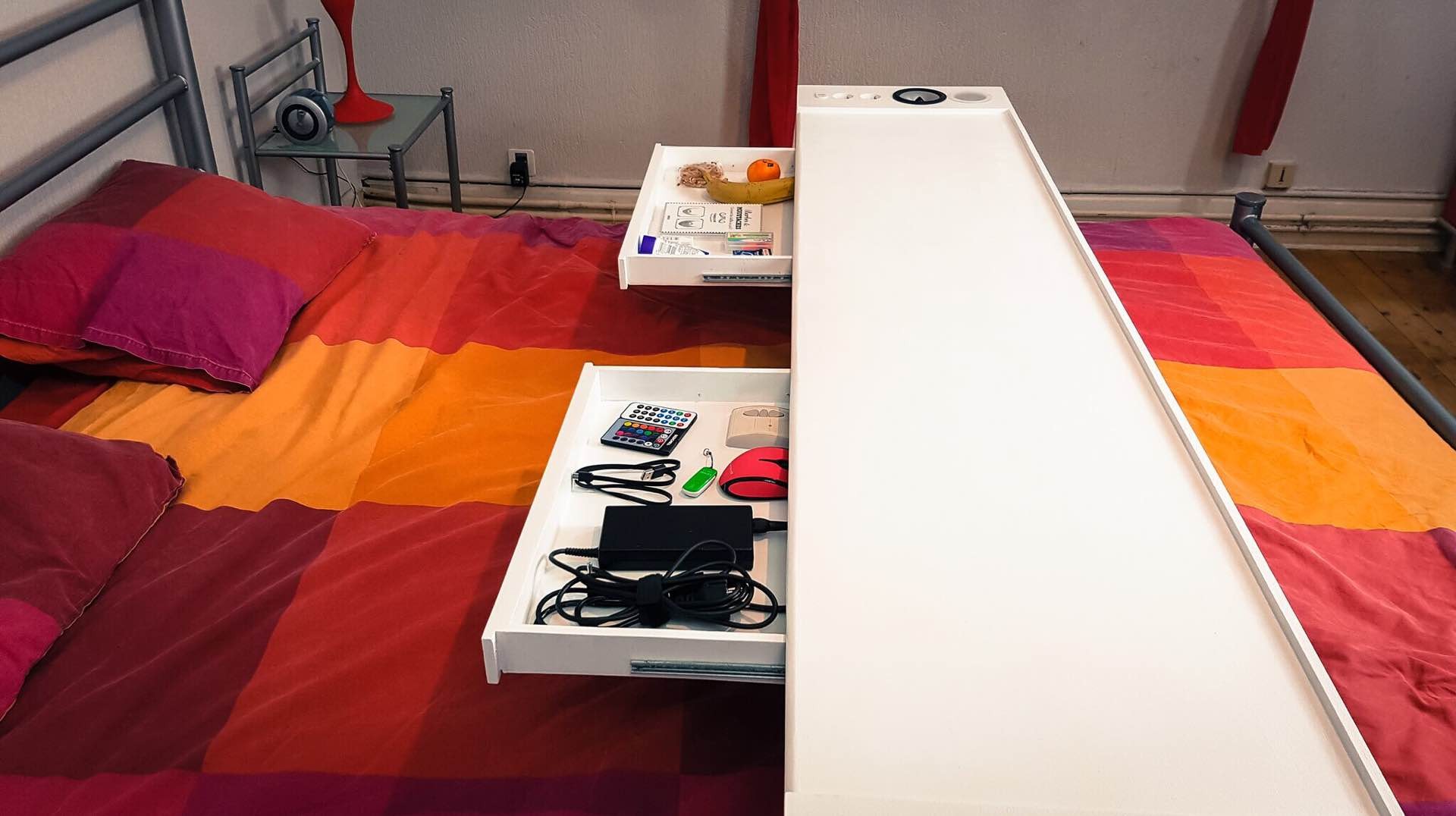 bedchill-connected-overbed-rolling-table-2