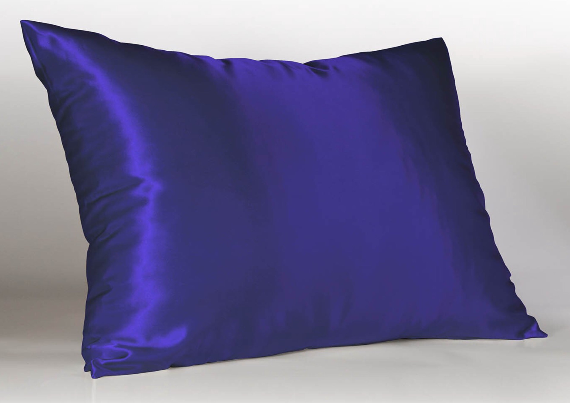 shop-bedding-satin-pillowcase-with-zipper