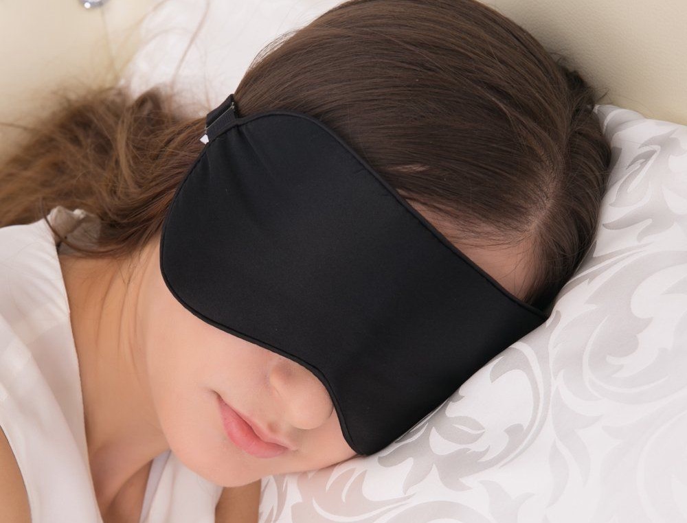 alaska-bear-natural-silk-sleep-mask-blindfold