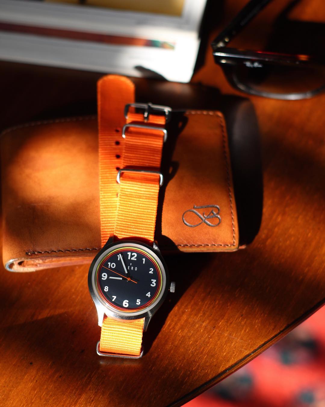 vero-36-series-hand-wound-watches-sunset-allen-walker