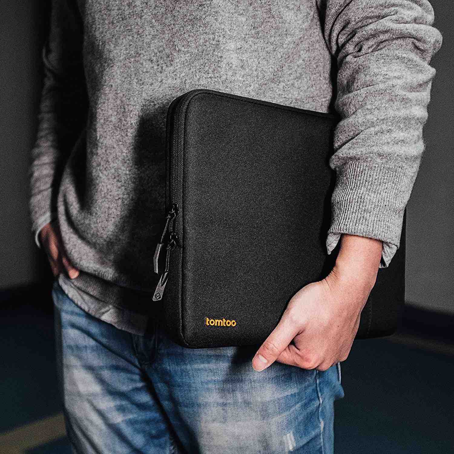 tomtoc-360-degree-protective-laptop-sleeve-2