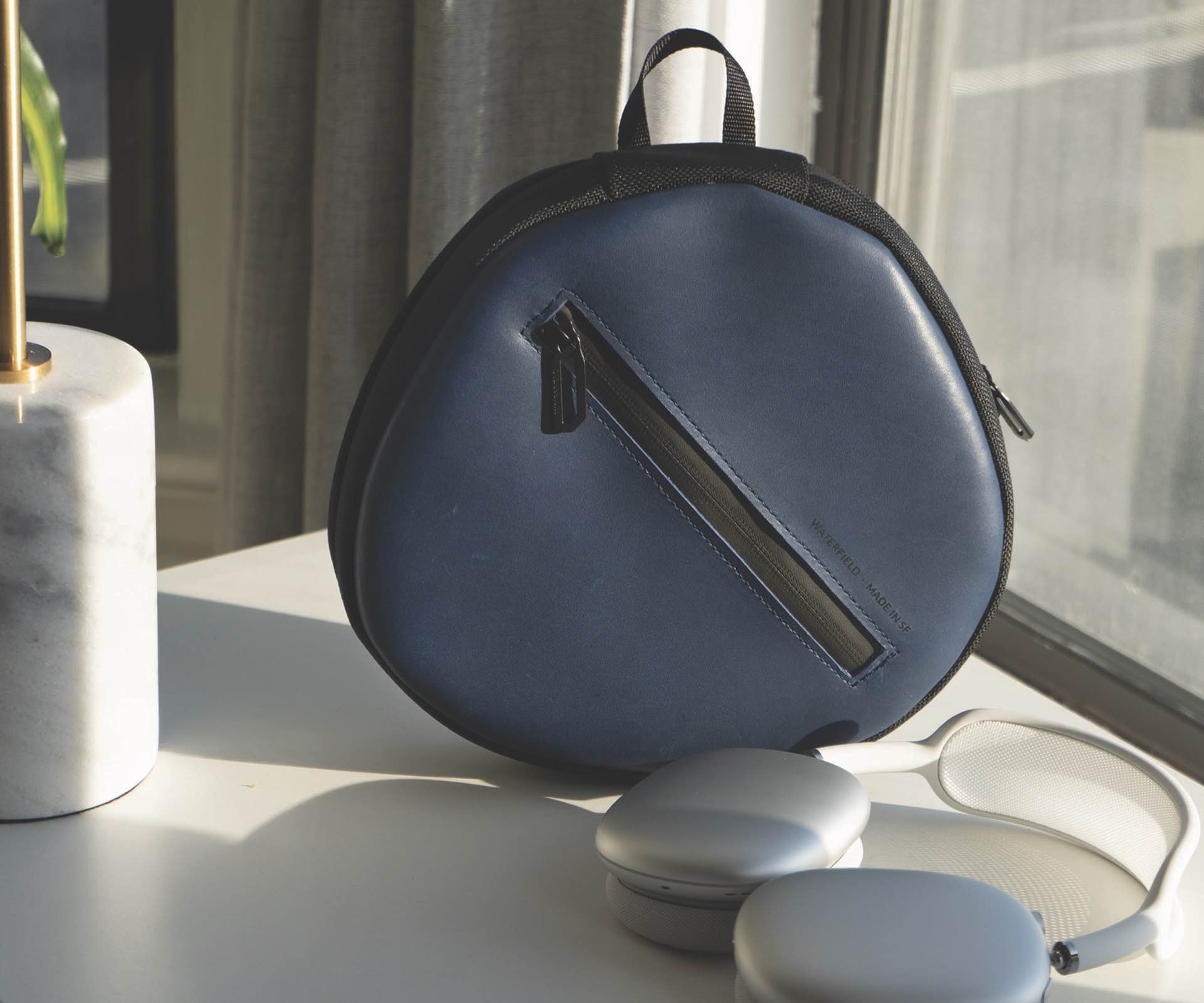 waterfield-designs-shield-case-for-airpods-max