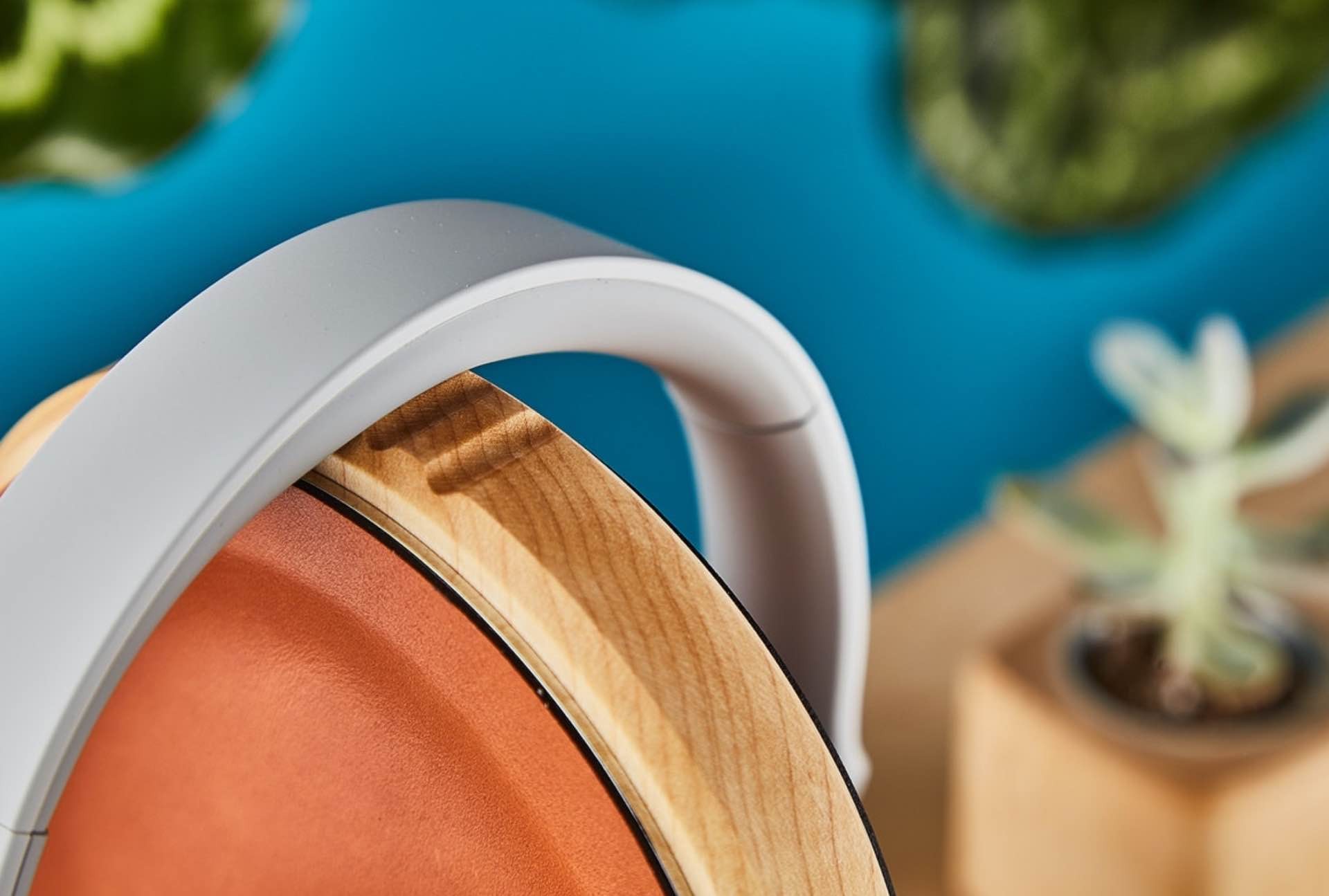 Grovemade Wood Headphone Stand