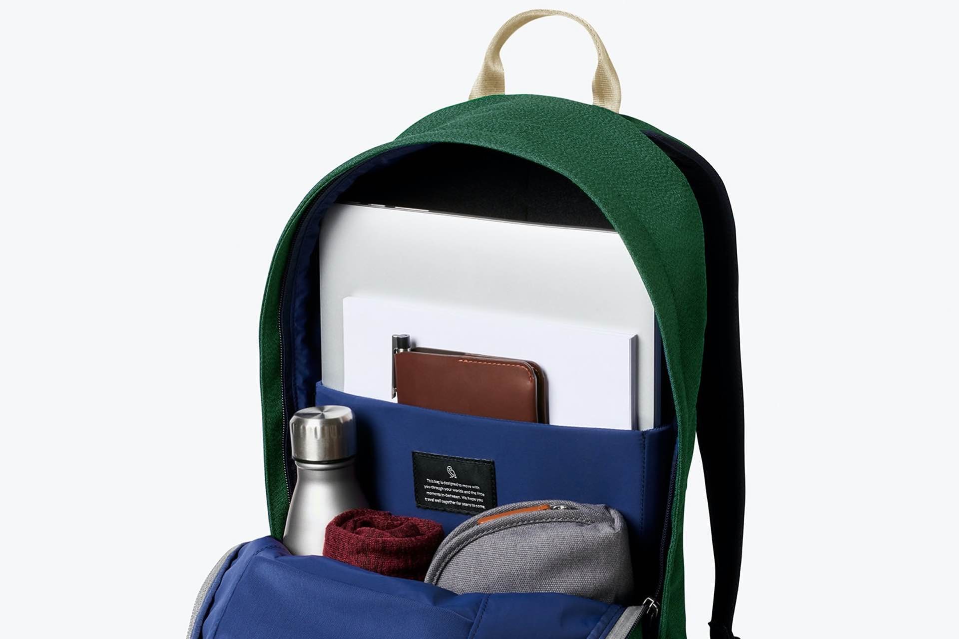 bellroy-campus-recycled-fabric-backpack-interior