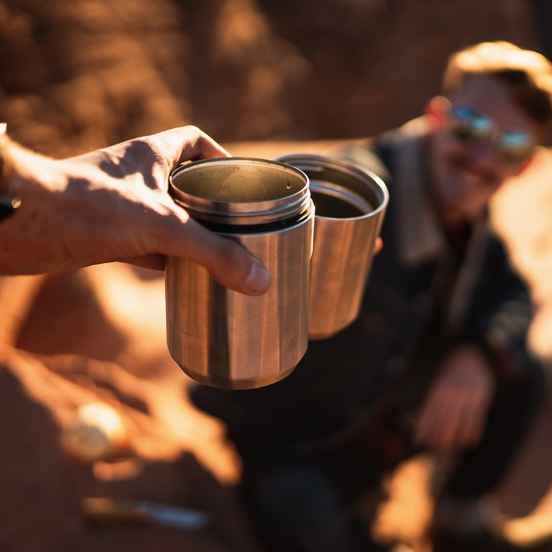 aged-and-ore-double-insulated-travel-decanter-cheers