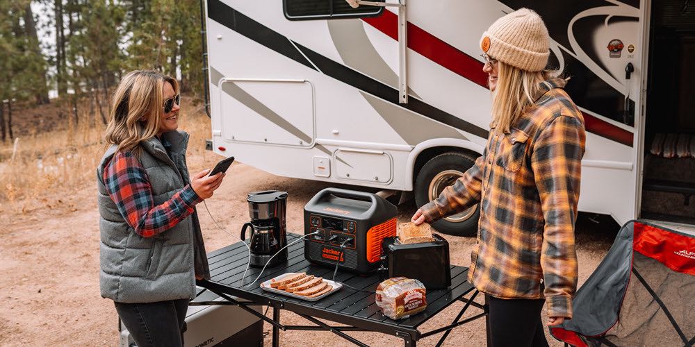 jackery-explorer-1500-portable-power-station-solar-generator-rv-life