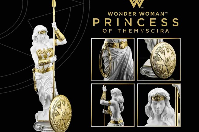 wonder-woman-princess-of-themyscira-statue