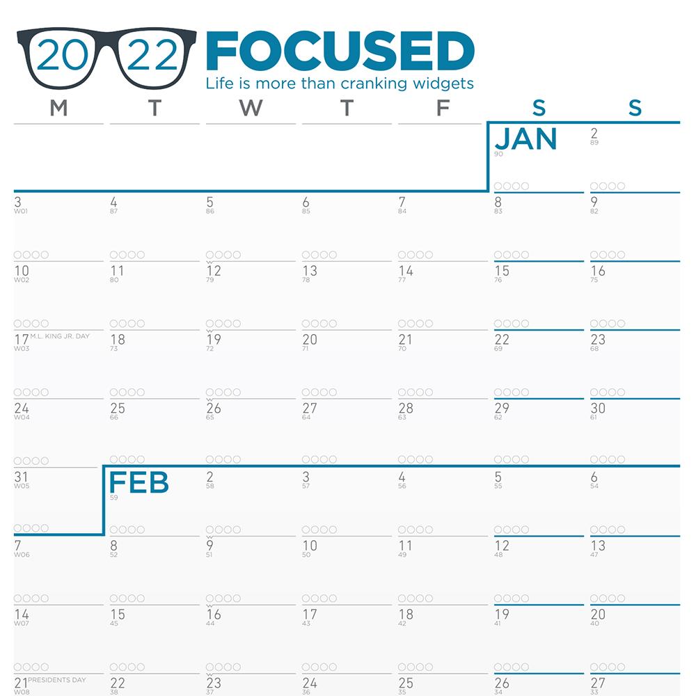 neuyear-focused-2022-calendar-tracking-bubbles