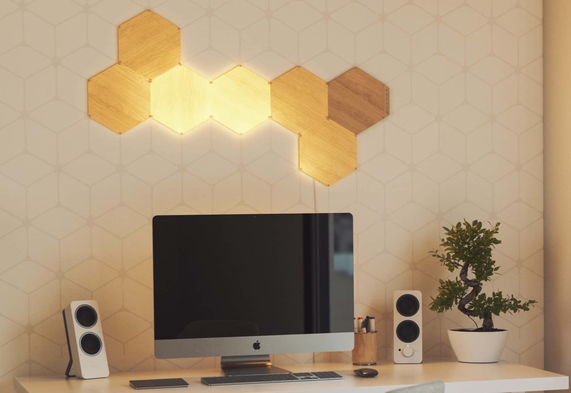 nanoleaf-elements-wood-look-smart-light-panels-2