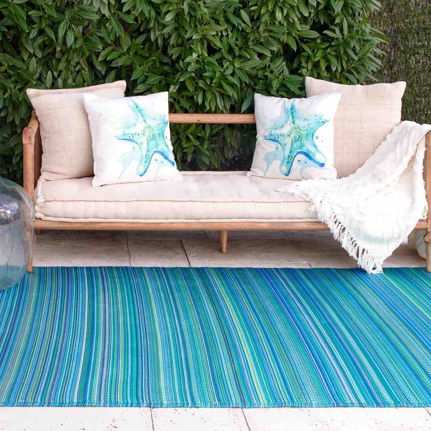 fab-habitat-recycled-plastic-outdoor-rug-patio