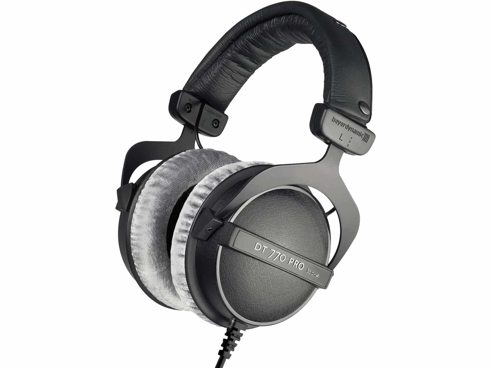 beyerdynamic-dt-770-pro-80-ohm-over-ear-studio-headphones