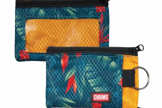 chums-surfshorts-water-resistant-zippered-wallet-with-key-ring