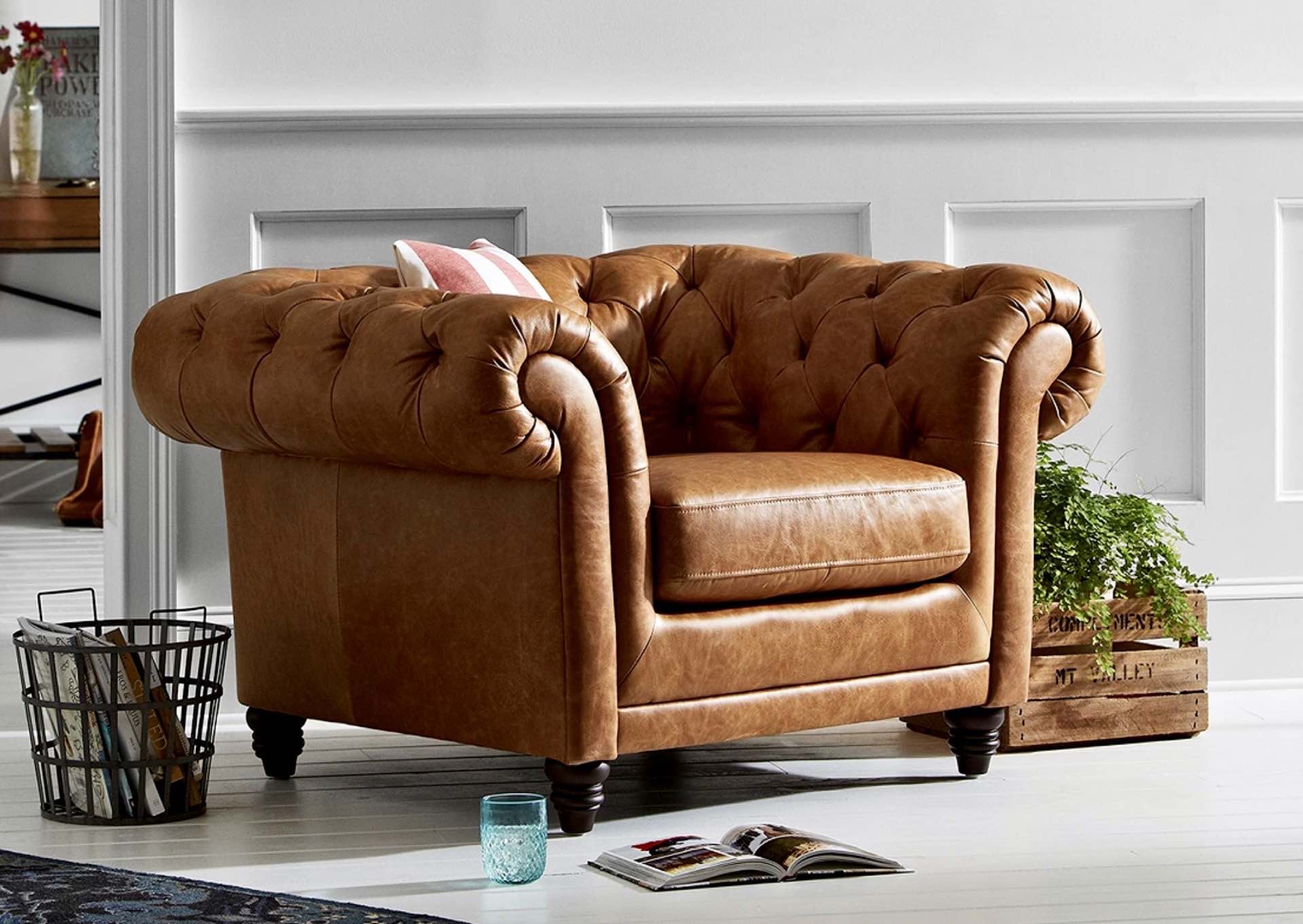 amazon-stone-and-beam-bradbury-leather-chair