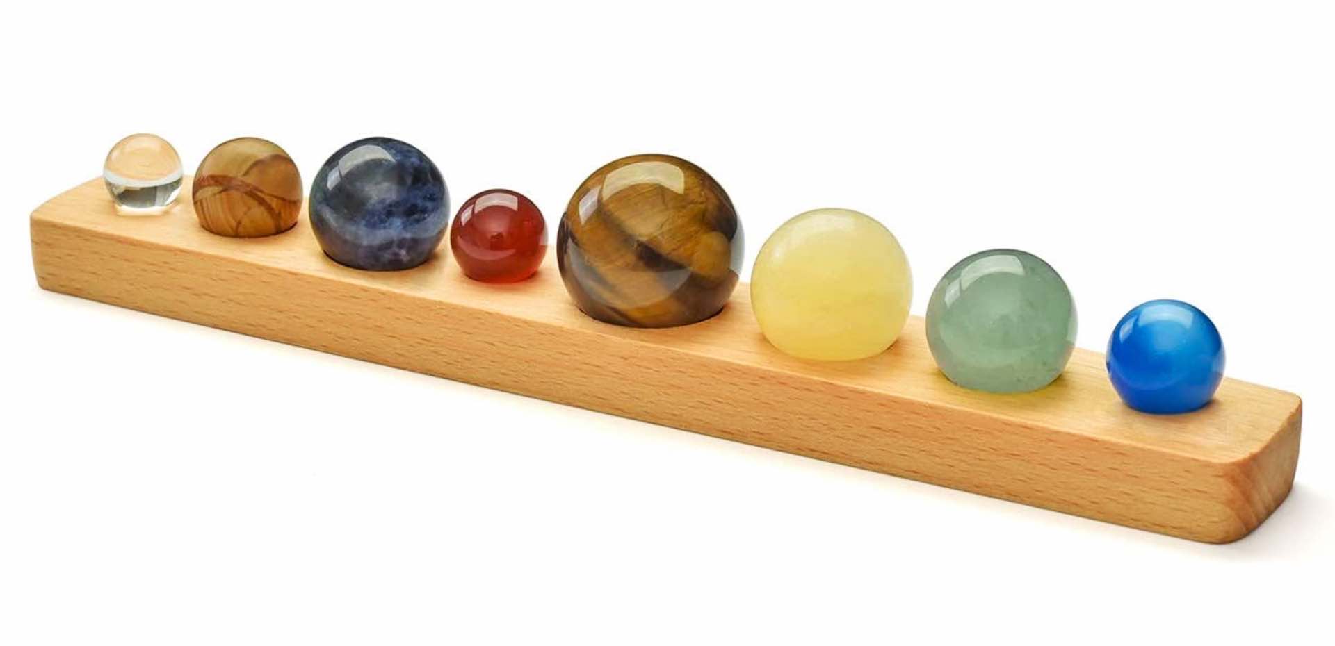 gemstone-solar-system-model-display-set