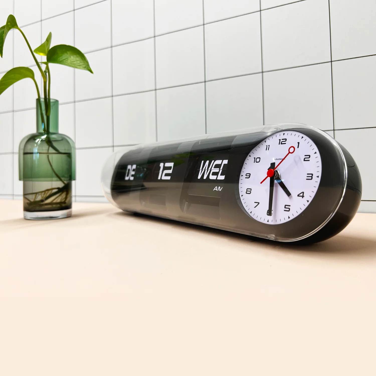 cloudnola-capsule-flip-date-clock-on-desk