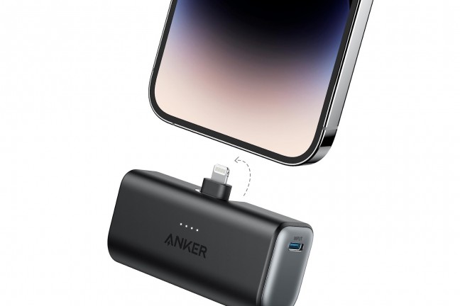 anker-nano-5000mah-power-bank-with-built-in-lightning-connector