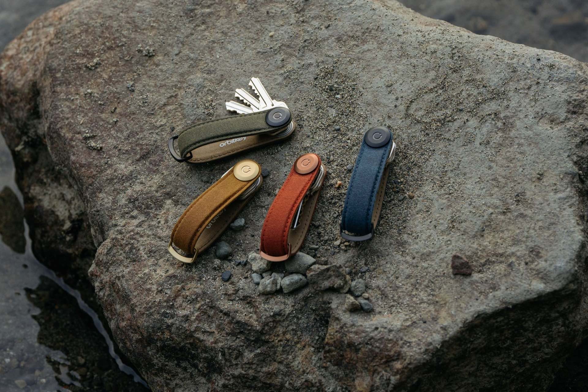 orbitkey-waxed-canvas-key-organizer-colors