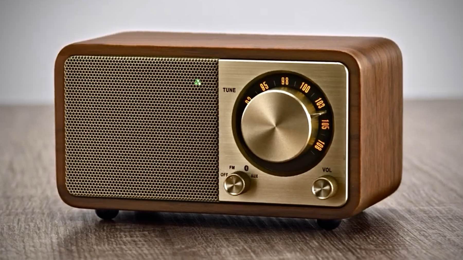 Sangean WR-16 AM/FM Bluetooth Wooden Cabinet Radio Brown