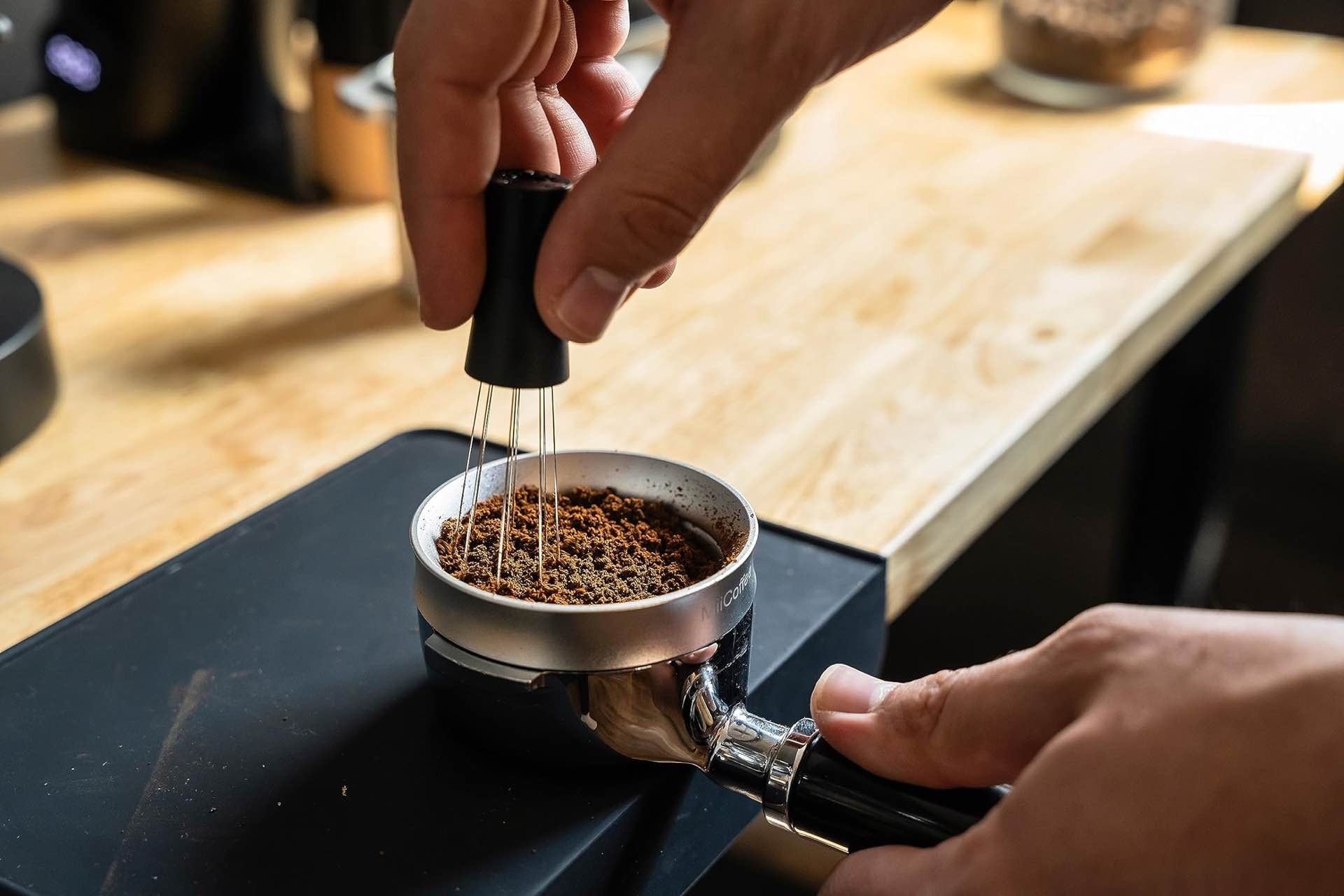 miicoffee-magnetic-wdt-espresso-tool-stirring