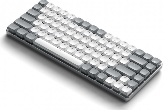 satechi-sm1-slim-mechanical-backlit-bluetooth-keyboard