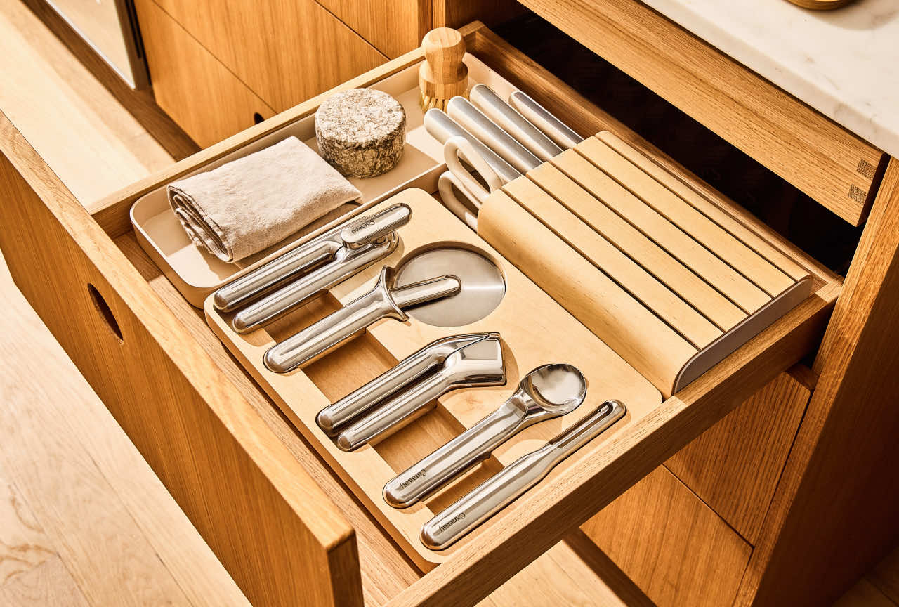 caraway-stainless-steel-kitchen-gadget-set-drawer-organizer