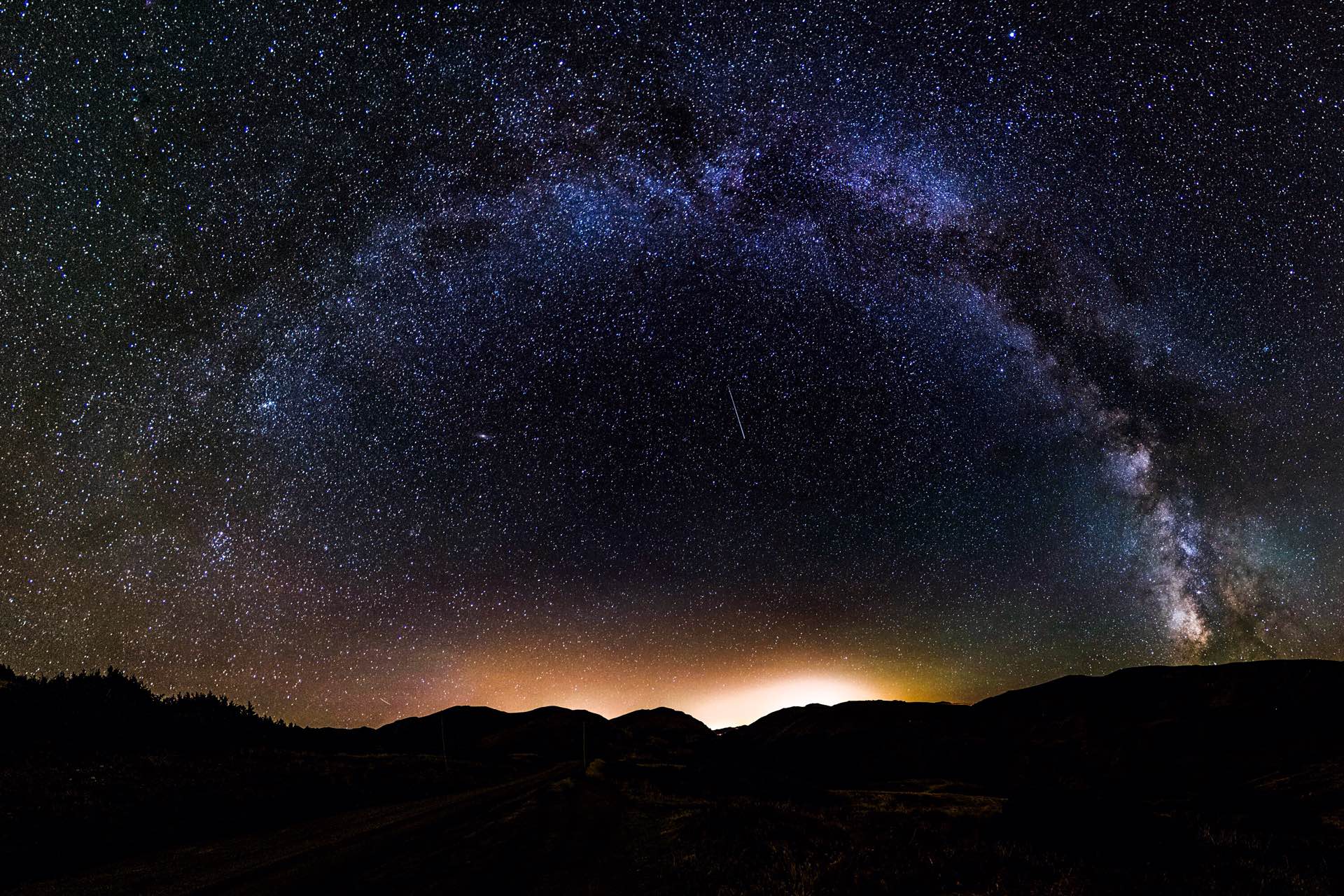 Dramatic Landscapes, the Inner Lives of Animals, and Scale Models of ...