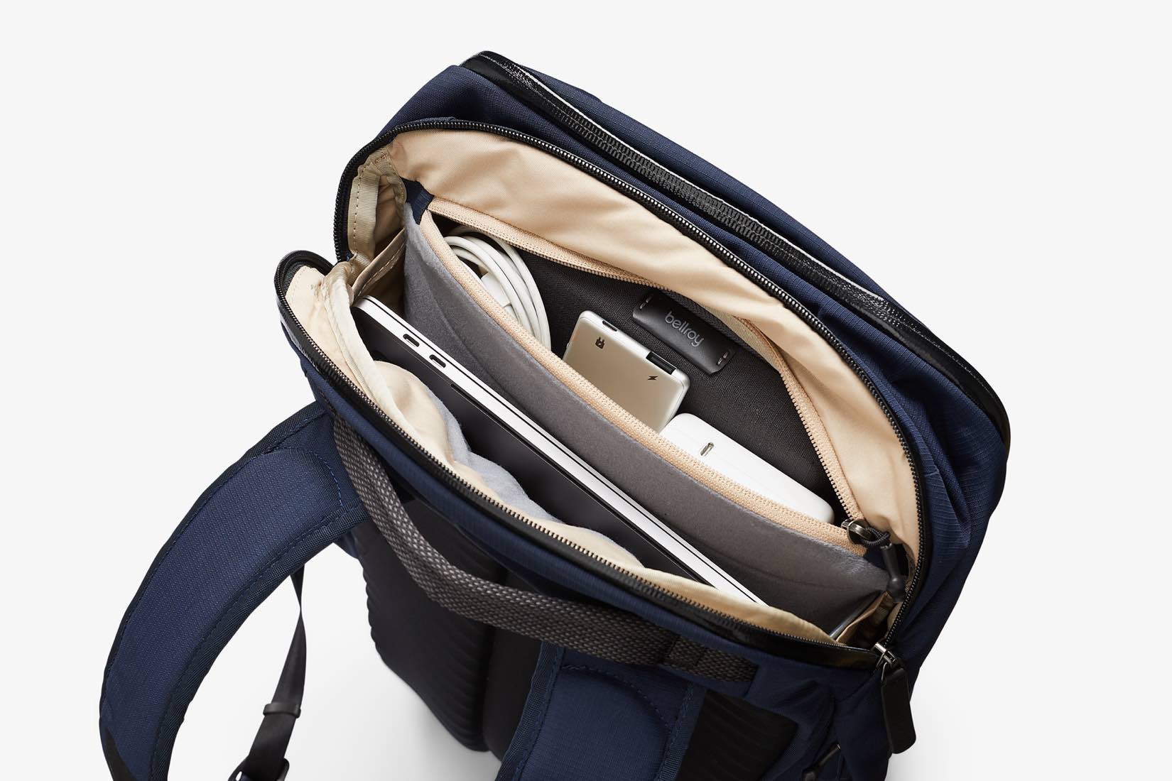 bellroy-transit-backpack-laptop-sleeve